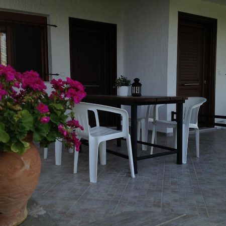 Villa Maria Polychrono Bagian luar foto